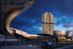 Roland_Geuze_BMW-Welt-Blaue-Stunde